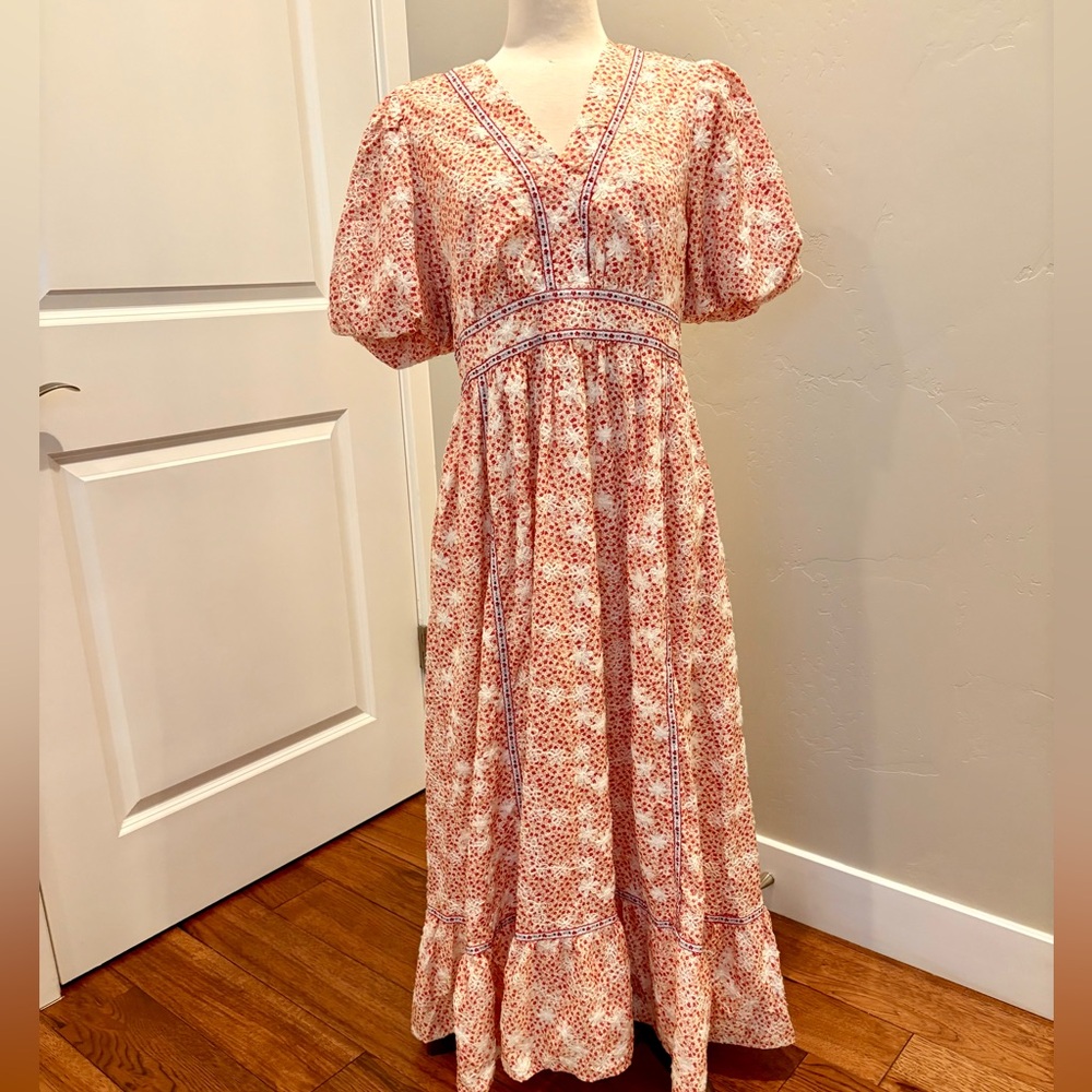 Jane Austen Vibes Floral V-Neck Dress Size Medium Pockets Puff Sleeves Worn Once